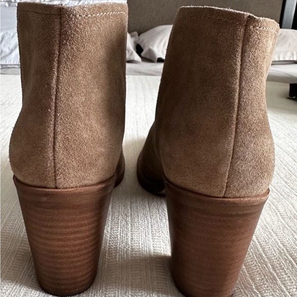 Dolce Vita Ankle Boots - Picture 5 of 6